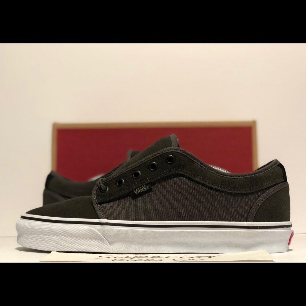 Vans Chukka Low “Olive/White”